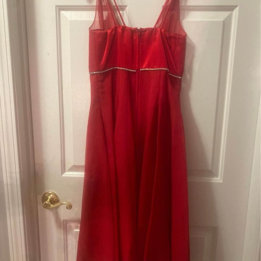 Red Dress - Picture 2 of 4